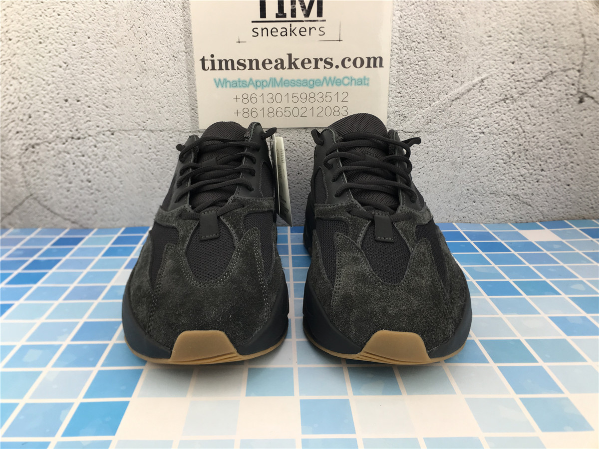 Yeezy Boost 700 Utility Black FV5304